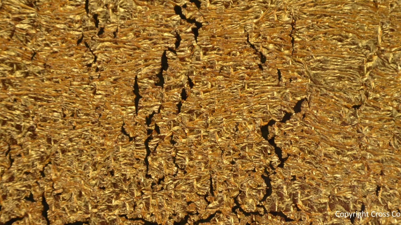 Nahaufnahme von thermoplastischem Faserverbundwerkstoff aus Gold-Carbon Composites
