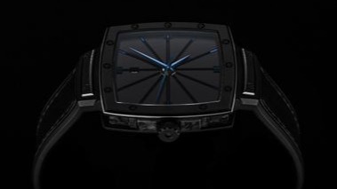 Bild einer Luxus Uhr mit Carbongehäuse als Composite Anwendung in der Uhrenindustrie